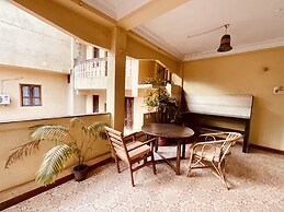 Thomas Ashwem x One Light Stays