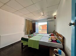 Thomas Ashwem x One Light Stays