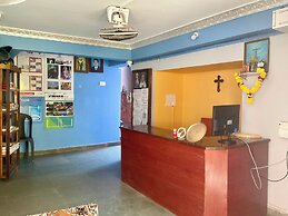 Thomas Ashwem x One Light Stays