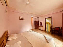 Thomas Ashwem x One Light Stays