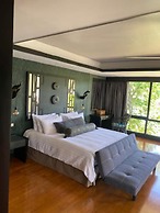 Poolside Luxury Laguna 2-bed Villa in Cherngtalay