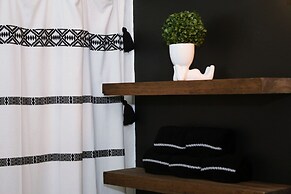 Islabella Guest House