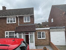 Beautiful 3-bed House in Romford
