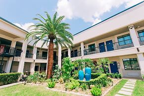 Palace Inn Blue I-45 & College Ave