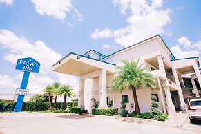Palace Inn Blue I-45 & College Ave