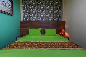 Hotel D'Madinah Inn - Gentan