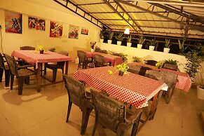 The WAVES by the Beach Inn