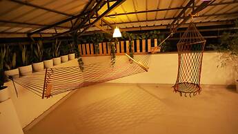 The WAVES by the Beach Inn