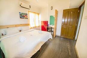 The WAVES by the Beach Inn