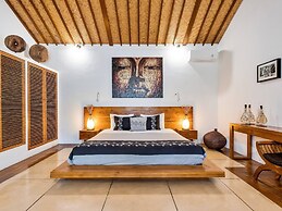 Luxury Balinese 3-bedroom Villa in Seminyak - A Popular Choice!