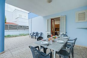 Villetta Azzurra near the sea