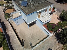 Villetta Azzurra near the sea