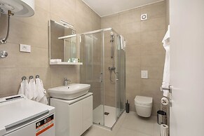 Apartment La Health