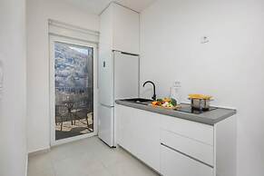 Seafront Villa Andrijana