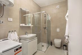 Apartment La Health