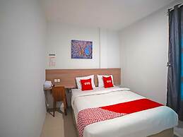 OYO 91728 Saudara Residence