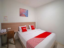 OYO 91728 Saudara Residence