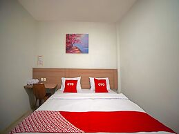 OYO 91728 Saudara Residence