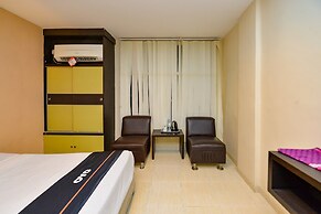 OYO 2487 Sampurna Jaya Hotel