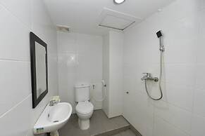 OYO 2487 Sampurna Jaya Hotel