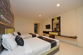 OYO 2487 Sampurna Jaya Hotel