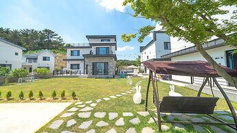 Gyeongju Blibli Poolvilla