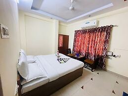 Goroomgo Rajpal Palace Udaipur