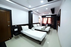 Goroomgo Rajpal Palace Udaipur