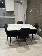 Icare lodge Safwaan house