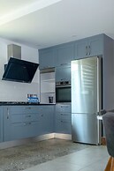 Modern and Luxurious Apartment in a Prime Resort