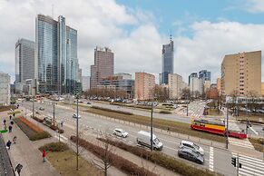 City Flowers Apartment Warsaw by Renters