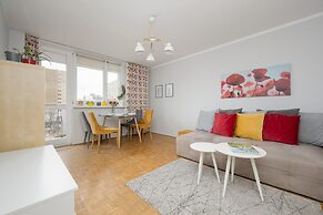 City Flowers Apartment Warsaw by Renters