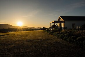Crags Country Lodge