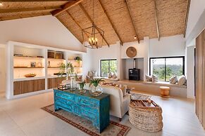 Crags Country Lodge