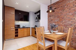 Industrial Apartment Fredry by Renters