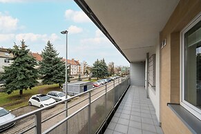 Klimasa White&blue Apartment by Renters