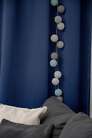 Klimasa White&blue Apartment by Renters