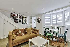 Clapham Oasis: 1 Bedroom, Sauna, Garden Retreat