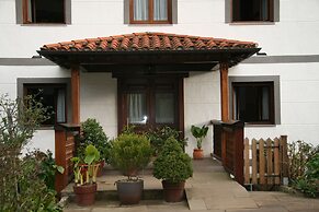 Apartamentos Rurales La Bardenilla