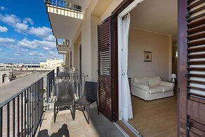 3709 Balconcino sul Rivellino by Barbarhouse