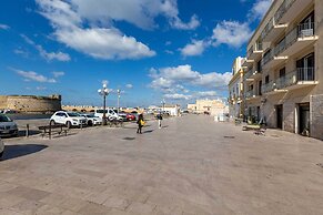 3709 Balconcino sul Rivellino by Barbarhouse