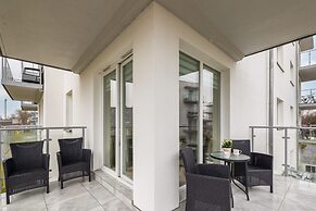 Maczka Apartment Kołobrzeg by Renters