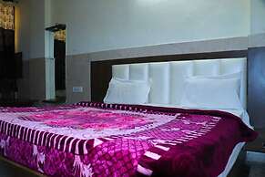 Hotel Ambika Palace by Shiwani Associate