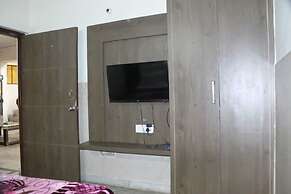 Hotel Ambika Palace by Shiwani Associate