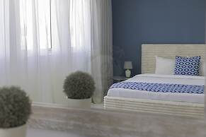 O'Beach Boutique Studios