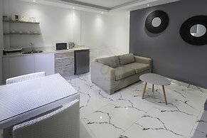 O'Beach Boutique Studios