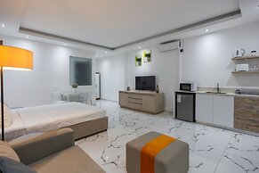 O'Beach Boutique Studios