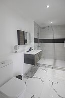 O'Beach Boutique Studios