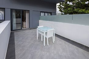 O'Beach Boutique Studios