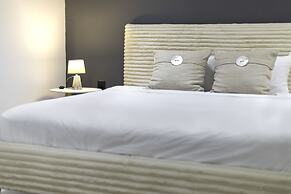 O'Beach Boutique Studios